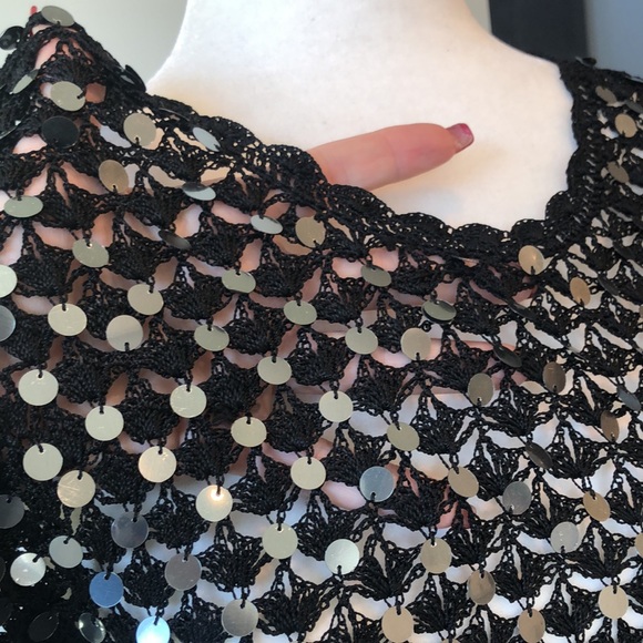 One of a kind sweater😍 - Picture 3 of 8